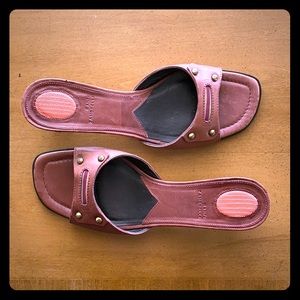 Banfi Zambrelli leather kitten slides size 8